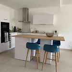 T2 Neuf 4 Personnes Avec Piscine/terrain Tennis * Porto-Vecchio (Corsica)