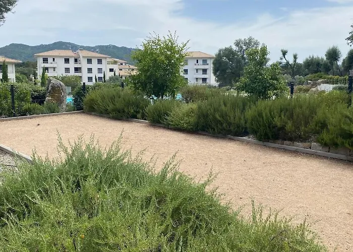 Apartment T2 Neuf 4 Personnes Avec Piscine/terrain Tennis *